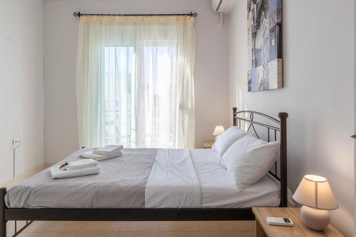 דירות קלמאטה Comfy Central Square Gem With Balcony מראה חיצוני תמונה
